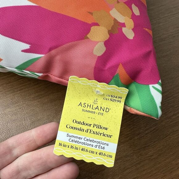 Ashland Home Outdoor Throw Pillows Set Of Two Beach Ball Summer Theme Circle Set - Picture 6 of 7